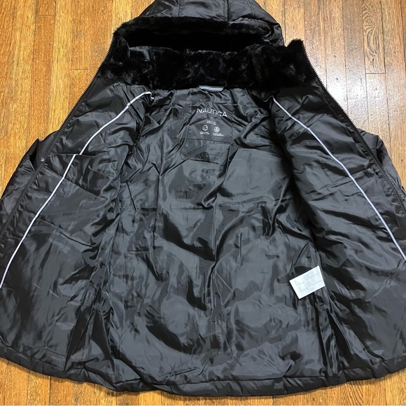 Nautica Women’s Puffer Jacket - Black - Picture 6 of 9